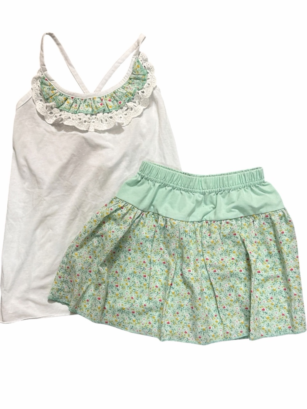 EUC White cross back lace ruffle Tank Top and Mint Floral Skort Set 6/7